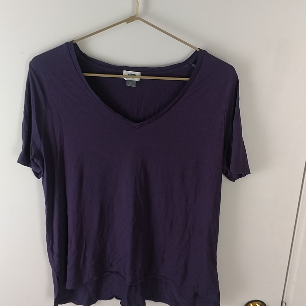 Old Navy purple t-shirt